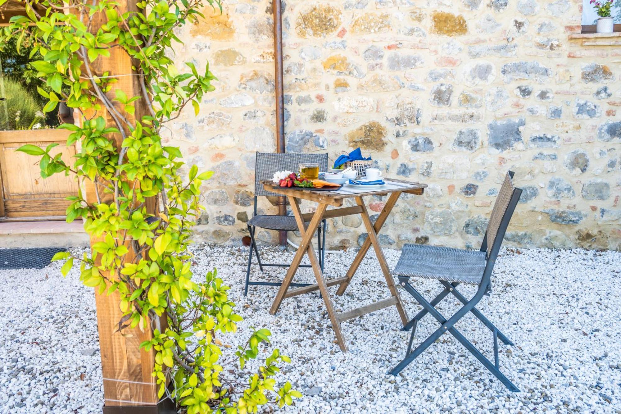 Tenuta Gambit Agriturismo Umbria Villa Monteleone dʼOrvieto Esterno foto